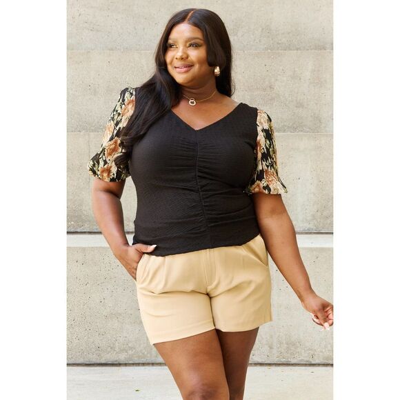 And The Why Hold Me Close Full Size Floral Print Textured Sleeve Knit Top - Picture 1 of 12